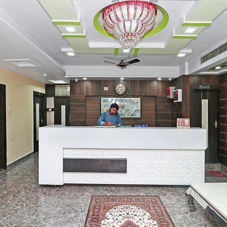 Oyo 15169 Hotel Rk Inn Lucknow Ngoại thất bức ảnh
